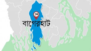 বাগেরহাটে শিশুকে  টেনে নিয়ে গেছে  মাজার দিঘির কুমির