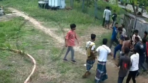 চাঁদপুরে লোডশেডিংয়ের ক্ষোভে লাইনম্যানকে তুলে নিয়ে মারধরের অভিযোগ, মামলা