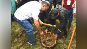 বাবার স্মৃতিবিজড়িত ‘পাতলী খাল’ পুনঃখননের উদ্বোধন করলেন প্রধানমন্ত্রী 