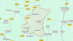 ধূমপানে নিষেধ করায় ‘হেলমেট বাহিনীর’ গুলিবর্ষণ, আহত ৬