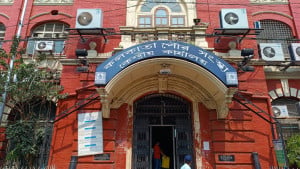 কলকাতা পৌরসভা ভেঙে দিল পশ্চিমবঙ্গ সরকার, প্রশাসক নিয়োগ