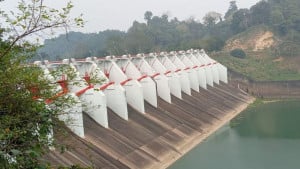 বর্জ্য ভরাট, ড্রেজিং না করায় শুকিয়ে যাচ্ছে কাপ্তাই হ্রদ, বিদ্যুৎ উৎপাদন ব্যাহত