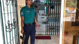 ফজরের নামাজের পর মসজিদে ঢুকে গুলি, আহত ২