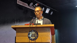 ‘দেশে চক্ষু পেশাজীবী গড়ে না ওঠায় বিপুল মানুষ স্বাভাবিকভাবে দেখতে পারেন না’