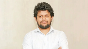 আ. লীগ প্রশ্নে এখন যা চলছে, তা দুই বড় দলের ইনসিকিউরিটি: মাহফুজ আলম