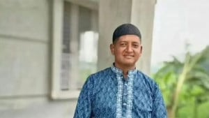 কুমিল্লায় যুবককে গলা কেটে হত্যার পর ‘৯৯৯’ এ ফোন করেন নারী
