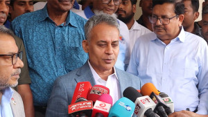 আগস্টে ঢাকা-পাবনা ট্রেন চালুর ঘোষণা রেলমন্ত্রীর