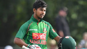 চমক রেখে অস্ট্রেলিয়া সিরিজের প্রথম দুই ওয়ানডের দল ঘোষণা