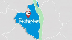 জমি-পুকুর লিখে নেওয়ার পর বৃদ্ধ বাবা-মাকে নির্যাতনের অভিযোগ 