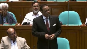 ১০০০ ও ৫০০ টাকার নোট বাতিলের প্রস্তাব সংসদে