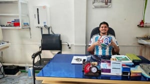 আর্জেন্টিনা সমর্থকদের চিকিৎসায় বিশেষ ছাড় দেওয়ার ঘোষণা ডেন্টাল চিকিৎসকের 