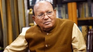 এক নক্ষত্রের প্রয়াণে শোকস্তব্ধ আমরা