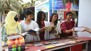 এবারের মেলায় মৌলিক পাঠক এসেছেন বেশি