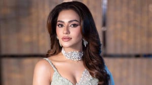 আমাদের শুধু নিজের মতো থাকতে দিন, তাহলেই চলবে: নুসরাত