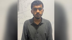 ভাড়া বাসায় মরদেহ: জাবি ছাত্রীর স্বামী গ্রেপ্তার