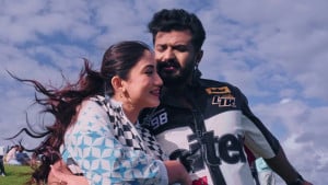 ফোন চেক করা নিয়ে সোনিয়া-পলাশের ঝগড়া, পরে ঘটে অপ্রত্যাশিত ঘটনা