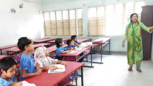 স্কুল-কলেজে ৩ দিন অনলাইন ক্লাস, ৩ দিন অফলাইনে