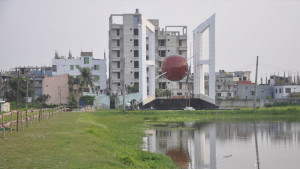 পূর্ণাঙ্গ স্মৃতিসৌধ হয়নি দেড় দশকেও