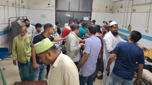 বাগেরহাটে বাস-মাইক্রোবাস মুখোমুখি সংঘর্ষে নিহত ১৪
