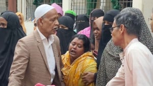 দোহারে বৃদ্ধাকে পিটিয়ে হত্যা
