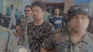 রিমান্ড শেষে ভারতের আদালতে ফয়সাল ও আলমগীর 