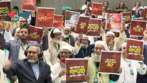 ‘কিলার চুপ্পু’ স্লোগানে বিরোধীদের ওয়াকআউট
