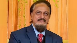 আন্তর্জাতিক অপরাধ ট্রাইব্যুনালের চেয়ারম্যানের মোবাইল ফোন হ্যাকড