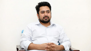 সংসদে আলোচনার পথ সংকুচিত করলে রাজপথে আন্দোলন