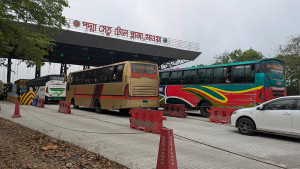 পদ্মা সেতু পারাপারে নেই বাড়তি চাপ, যানচলাচল স্বাভাবিক