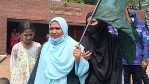 জাতীয় স্মৃতিসৌধে ‘জয় বাংলা’ স্লোগান, নারীসহ আটক ৩