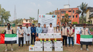 রমজান উপলক্ষ্যে ইউএই এইড ও এমিরেটস রেড ক্রিসেন্ট-এর খাদ্যসামগ্রী বিতরণ