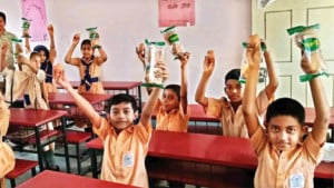 আনোয়ারায় প্রথম দিনে খাবার পায়নি অর্ধশত স্কুলের শিক্ষার্থী