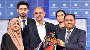 সরকার টাকা ছাপাচ্ছে বলে যে প্রচার হচ্ছে তা গালগল্প