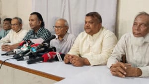 সরকারের সমালোচনা করা যেতে পারে, তবে চক্রান্ত বিপজ্জনক: রিজভী