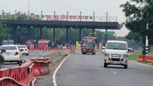 ২৪ ঘণ্টায় পদ্মা সেতুতে টোল আদায় ৫ কোটি টাকার বেশি