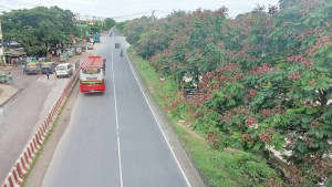 ঢাকা-চট্টগ্রাম মহাসড়কে স্বস্তির ঈদযাত্রা