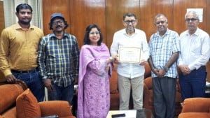 তামাকপণ্যের দাম-শুল্ক বাড়াতে অর্থ মন্ত্রণালয়ে প্রস্তাব