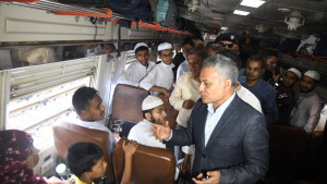 ঈদযাত্রায় ট্রেনের যাত্রীরা সন্তুষ্ট: রেলমন্ত্রী
