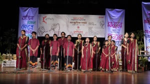 কবিতা ও নৃত্যে উঠে এলো শ্রমজীবী মানুষের বঞ্চনা