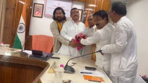 বাংলাদেশ সীমান্তে বেড়া দিতে প্রথম বৈঠকেই জমি হস্তান্তর অনুমোদন
