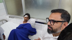 দুর্ঘটনার শিকার ‘নতুন কুঁড়ি’র খুদে ফুটবলারের পাশে ক্রীড়া প্রতিমন্ত্রী