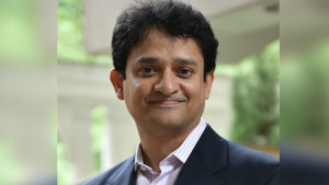 সস্তা শ্রম থেকে বেরিয়ে শ্রমিকের দক্ষতায় জোর দিতে হবে
