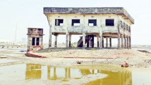 ৯৬ আশ্রয়ণকেন্দ্রের ১৫টিই ব্যবহার  অনুপযোগী