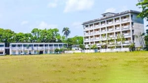 শিক্ষককে লাঞ্ছিত করে চাঁদা আদায়