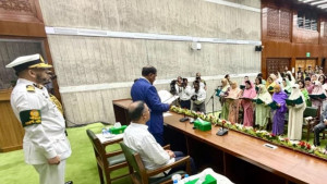 শপথ নিলেন সংরক্ষিত নারী আসনের ৪৯ এমপি