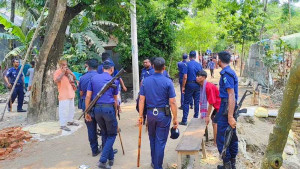 ভৈরবে ফেসবুক স্ট্যাটাস ও মেসেঞ্জারে হুমকির জেরে সংঘর্ষ, আহত ১০