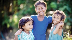 সামাজিক সংকটের নির্মম প্রতিচ্ছবি