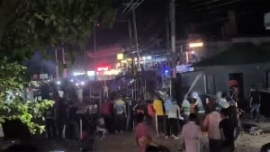 সুনামগঞ্জে দুপক্ষের সংঘর্ষ, থামাতে গিয়ে এমপিসহ আহত অর্ধশতাধিক