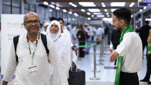 শেষ হলো হজ ফ্লাইট, সৌদি পৌঁছেছেন নিবন্ধিত সব হজযাত্রী