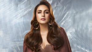 বন্ধুত্ব থেকে প্রেম, সম্পর্কের আনুষ্ঠানিক রূপ দিতে যাচ্ছেন অভিনেত্রী